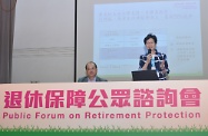 The Secretary for Labour and Welfare, Mr Matthew Cheung Kin-chung, attends the annual forum of Family Value Foundation of Hong Kong to share his views on the challenges in preserving the legacy of family values. He also encourages more employers to adopt family-friendly employment practices under concerted efforts by the community to promote harmonious families.