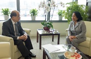 The Secretary for Labour and Welfare, Mr Matthew Cheung Kin-chung (left), met the Consul-General (CG) of the Philippines in Hong Kong, Ms Bernardita Leonido Catalla, to exchange views on enhancing protection for Philippines domestic helpers in Hong Kong. The CG welcomed the promulgation of the draft Code of Practice for Employment Agencies by the Labour Department and believed it would promote professionalism and quality services in the industry.