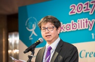The Secretary for Labour and Welfare, Mr Stephen Sui, attended the 2017 Hong Kong Conference of Workability International and Workability Asia jointly organised by the Hong Kong Joint Council for People with Disabilities and the Hong Kong Council of Social Service. The chosen theme for the conference is "Creating a sustainable Ecosystem for persons with disabilities at work". Picture shows Mr Sui addressing the conference.
