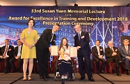 The Secretary for Labour and Welfare, Dr Law Chi-kwong, officiated and spoke at the 33rd Susan Yuen Memorial Lecture and Award for Excellence in Training and Development 2018 Presentation Ceremony organised by the Hong Kong Management Association. The Award aims at giving recognition to trainers and organisations for their contribution on training and development to business performance. Among other awardees, Dr Law presented the award to the Direction Association for the Handicapped which he called at in his district visit to Sai Kung in the afternoon.