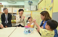 The Chief Executive, Mrs Carrie Lam, and the Secretary for Labour and Welfare, Dr Law Chi-kwong, visited a nursery school providing Pre-school Rehabilitation Services in Causeway Bay. Photo shows Mrs Lam (second left) and Dr Law (first left), viewing classroom activities.