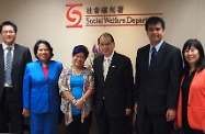 The Secretary for Labour and Welfare, Mr Matthew Cheung Kin-chung (third right) meets with the delegation of the Department of Social Welfare and Development of the Philippines to exchange views on matters of mutual interest. On the third left and second left are respectively the Secretary of Department of Social Welfare and Development of the Philippines, Ms Corazon Juliano Soliman, and the Consul General of the Philippine Consulate General in Hong Kong, Ms Bernardita L. Catalla.