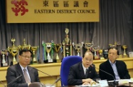 The Secretary for Labour and Welfare, Mr Matthew Cheung Kin-chung (centre), visited Eastern District this morning (December 17) to exchange views with District Councillors. Also pictured are the Chairman of the Eastern District Council, Mr Wong Kin-pan (left), and the District Officer (Eastern), Mr Davis Hui (right).