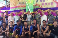 Secretary for Labour and Welfare, Dr Law Chi-kwong, attended 2018 Sha Tin Dragon Boat Race and presented awards of the Secretary for Labour and Welfare Cup.