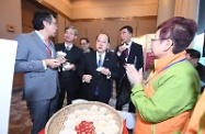 The Chief Secretary for Administration, Mr Matthew Cheung Kin-chung, attended the Social Capital Builder Awards Presentation Ceremony of the Community Investment and Inclusion Fund (CIIF). Photo shows Mr Cheung (fourth left), the Secretary for Labour and Welfare, Dr Law Chi-kwong (second left), and the Chairman of the CIIF Committee, Dr Lam Ching-choi (first left), touring the Project Expo on CIIF-funded Projects before the award presentation ceremony.