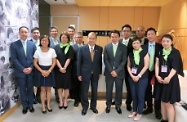 The Secretary for Labour and Welfare, Mr Matthew Cheung Kin-chung (centre, front row), meets the representatives of Youth Council to exchange views on youth employment and social participation. Front row, third right is the President of Youth Council, Mr John Ma.