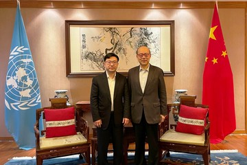 The Secretary for Labour and Welfare, Mr Chris Sun, arrived in Geneva, Switzerland, on June 8 (Geneva time) and started his visit. He was joined by the Commissioner for Labour, Ms May Chan. Photo shows Mr Sun (left) calling on the Ambassador Extraordinary and Plenipotentiary of the People's Republic of China to the United Nations Office at Geneva and Other International Organizations in Switzerland, Mr Chen Xu (right), in that evening. Mr Sun updated him on the latest labour market and economic situation in Hong Kong. They also exchanged views on further deepening the exchange and co-operation between Hong Kong, China and the International Labour Organization.