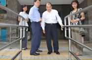 The Secretary for Labour and Welfare, Mr Matthew Cheung Kin-chung, inspected barrier-free improvement works in Hung Hom. Picture shows Mr Cheung (second right) visiting Hung Hom Estate (Phase I) to see for himself how persons with disabilities and elderly residents can benefit from the barrier-free access and facilities there.