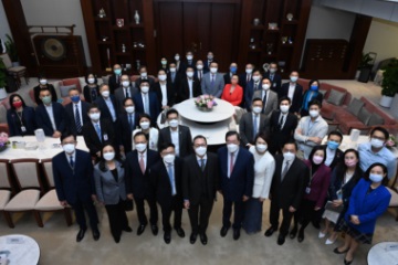 The Secretary for Justice, Mr Paul Lam, SC, attended the Ante Chamber exchange session at the Legislative Council (LegCo) today (November 23). Photo shows Mr Lam (first row, fifth left); the President of the LegCo, Mr Andrew Leung (first row, sixth left); the Deputy Secretary for Justice, Mr Cheung Kwok-kwan (second row, third right); the Secretary for Labour and Welfare, Mr Chris Sun (first row, fourth left); and LegCo Members before the meeting.