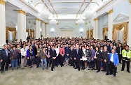 The Chief Executive, Mrs Carrie Lam (front row, ninth right), and the Secretary for Labour and Welfare, Dr Law Chi-kwong (front row, eighth right), attended a tea reception with some 300 employees of government service contractors in Government House to extend their Chinese New Year greetings to them.