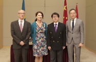 The Secretary for Labour and Welfare, Mr Stephen Sui (second right), met with the Minister for EU Affairs and Trade of Sweden, Ms Ann Linde (second left), at the Central Government Offices, Tamar, to announce the establishment of a bilateral Working Holiday Scheme between Hong Kong and Sweden. Also attending the agreement signing ceremony were the Commissioner for Labour, Mr Carlson Chan (first right); and the Acting Consul General of Sweden in Hong Kong, Mr Stefan Noreén (first left).