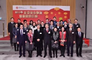 The Secretary for Labour and Welfare, Dr Law Chi-kwong, attended a gathering and appointment ceremony of SC.Net members of the Community Investment and Inclusion Fund (CIIF). Photo shows Dr Law (first row, third left) and the Chairman of the CIIF Committee, Dr Lam Ching-choi (first row, fourth left), with members of the CIIF Committee and newly appointed SC.Net members.